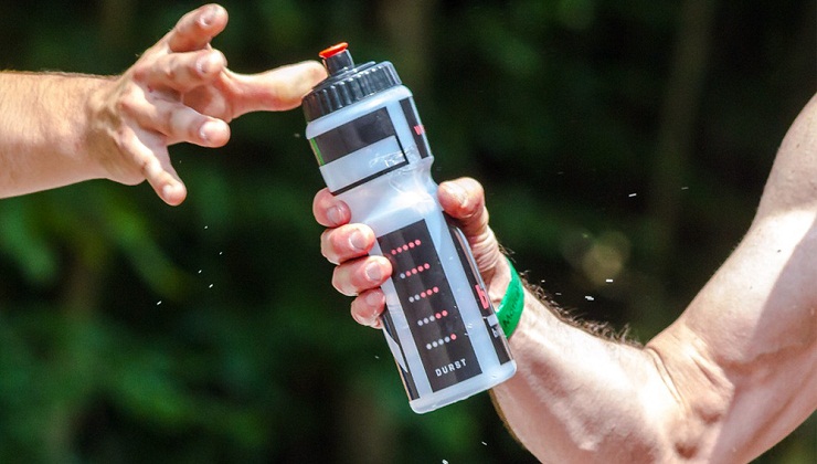 Blame the Plastic Water Bottle for Your Growing Waistline