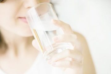 7 Benefits of Drinking Water on an Empty Stomach.