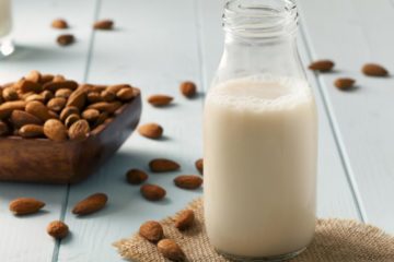 Is Almond Milk a good alternative to Cow’s Milk?